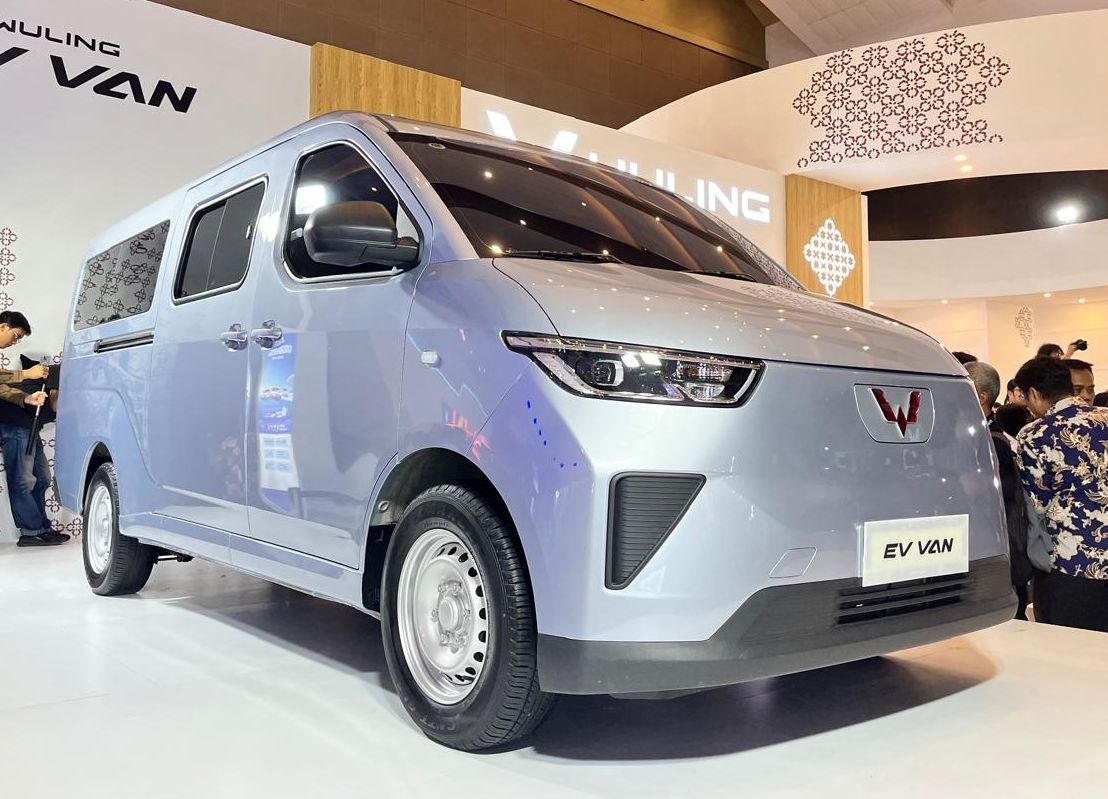 Untuk Mewujudkannya, Wuling Produksi Mobil Listrik Secara Lokal Tanpa Impor CBU