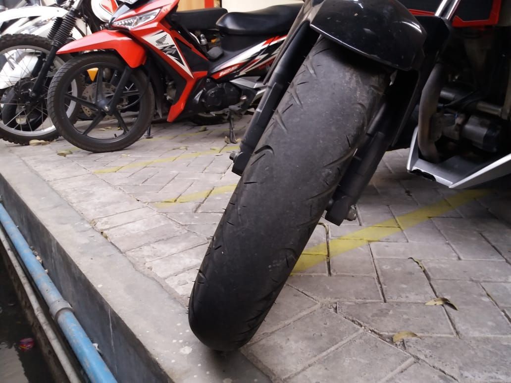 Inilah Alasan Ban Motor Cepat Aus – Bukan Hanya Ban!