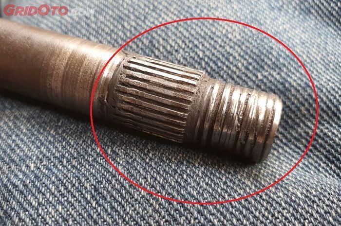 Sekerap Ini! Rahasia Memperbaiki Mur Pulley CVT Motor Matic Anda
