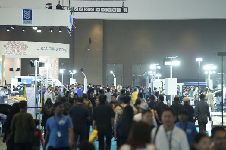 PEVS Tawarkan Tiket Masuk Gratis untuk Pemilik Kendaraan Listrik dan Profesional TNI-Polri