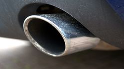 Jangan Sepelekan Bahayanya! Cara Efektif Mencegah Keracunan Gas Karbon Monoksida dalam Mobil