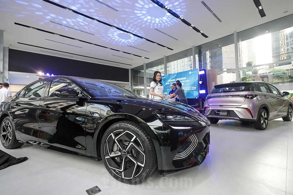 Top 10 Mobil China Terlaris di April 2025: BYD Memimpin, Geely Melejitkan Aion