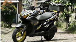 Tampilan Aerox 155 Kekinian Siap Menemani Perjalanan Touring, Disukai dari Remaja hingga Dewasa!!