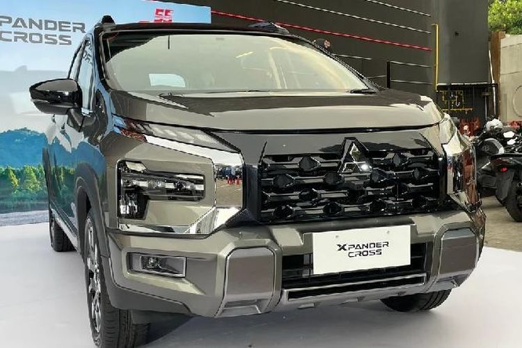 Xpander Cross Baru: Lebih Agresif dan Maskulin – Lihat Transformasinya!
