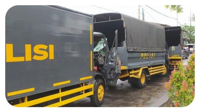 Kronologi versi Warga: 8 Mobil Polisi dalam Konvoi, Rem Tiba-Tiba Macet, Terjadi Tabrakan Berantai Empat Truk