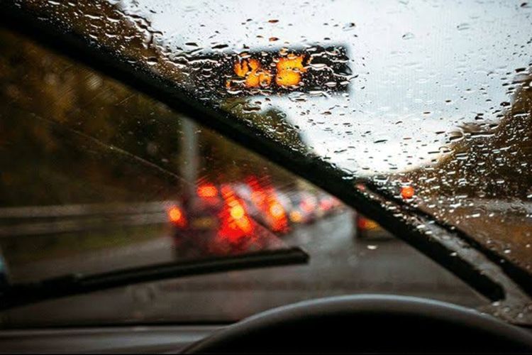 Tips dari Hyundai Gowa: Merawat Kendaraan di Musim Hujan