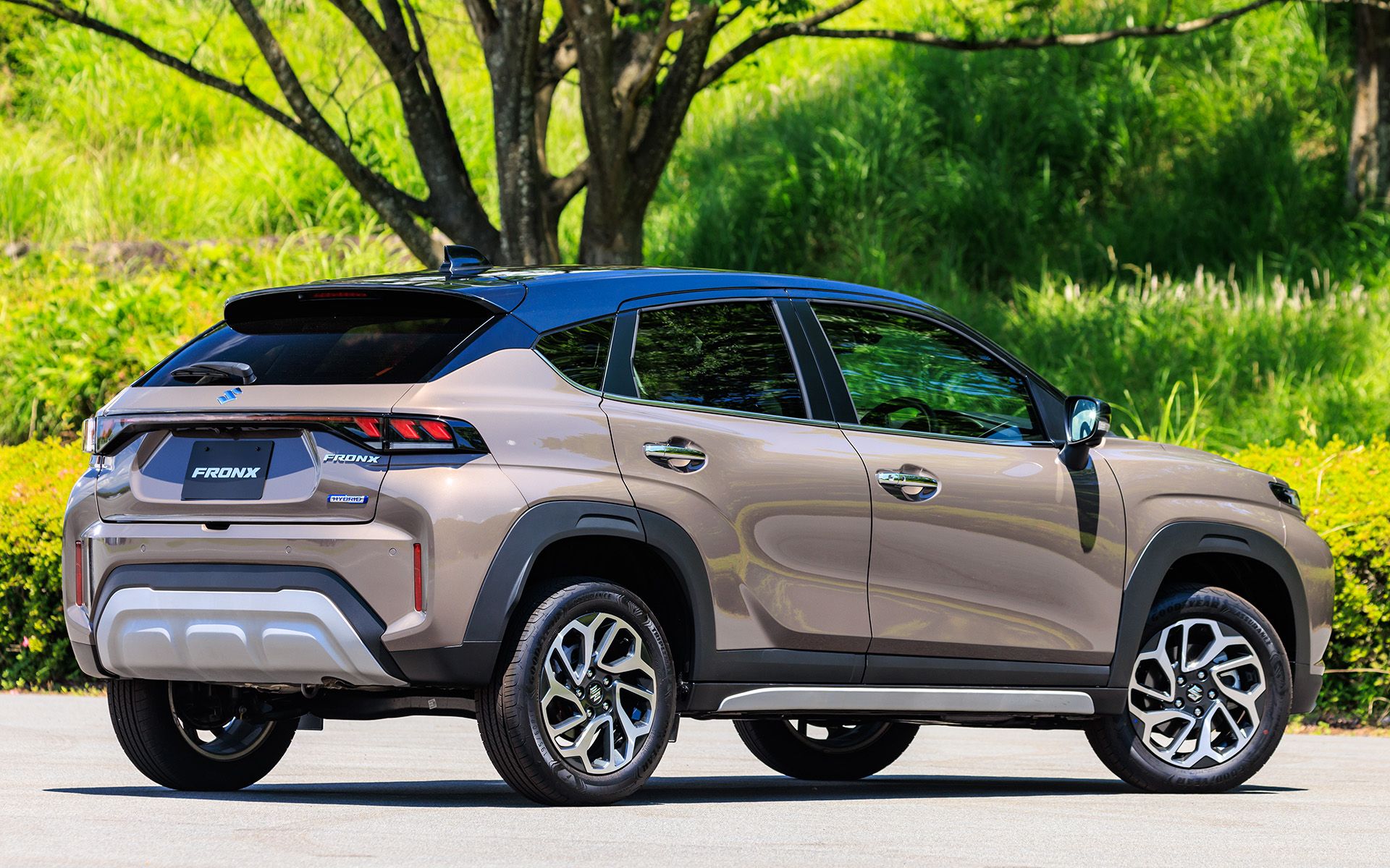 Suzuki Fronx di Jepang: Berapa Iritnya dengan Sistem AWD?