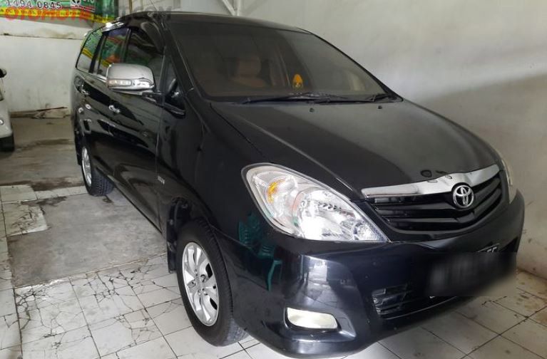 Minat Tinggi Toyota Kijang Innova Bensin 2009-2011, Berapa Harganya Sekarang?