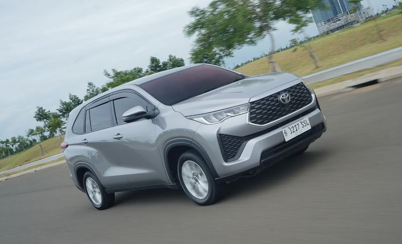 Innova Zenix vs CR-V Turbo: Mana yang Lebih Hemat Tanpa Hybrid?